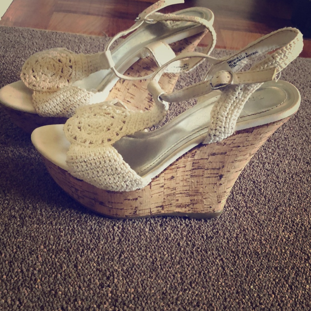 Summer wedges